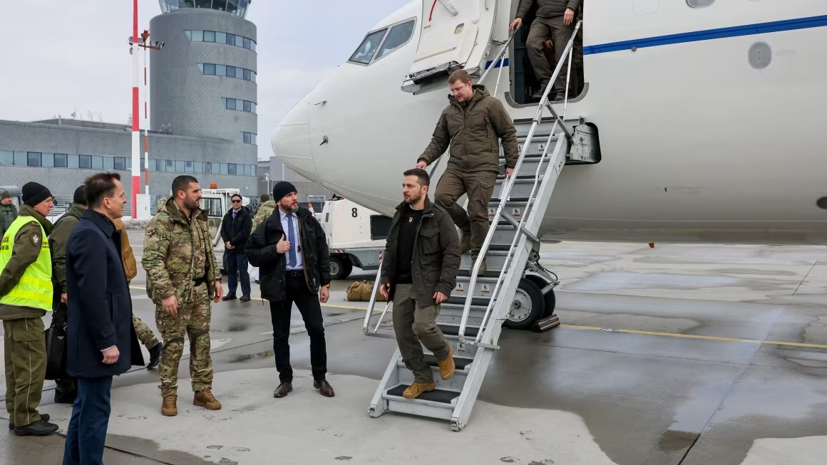 СБУ розкрила деталі замаху на президента України в аеропорту Жешува