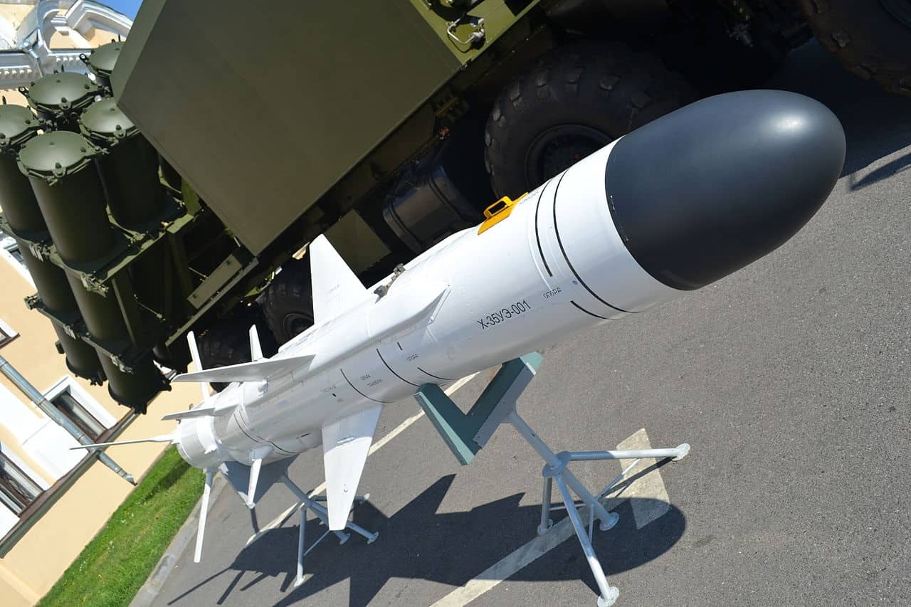 РФ застосувала протикорабельну ракету Х-35 по Харкову